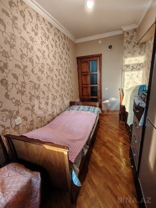 3 otaqlı Köhnə tikili, Əhmədli m., Bakı