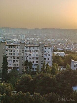 3 otaqlı Köhnə tikili, Əhmədli m., Bakı