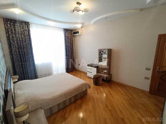 3 otaqlı Yeni tikili, Şah İsmayıl Xətai m., Bakı