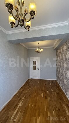 3 otaqlı Yeni tikili, İnşaatçılar m., Bakı