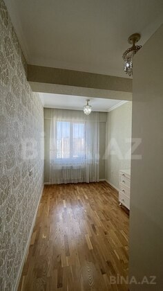 3 otaqlı Yeni tikili, İnşaatçılar m., Bakı