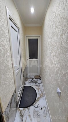 2 otaqlı Köhnə tikili, Elmlər Akademiyası m., Bakı