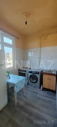 2 otaqlı Köhnə tikili, Memar Əcəmi m., Bakı
