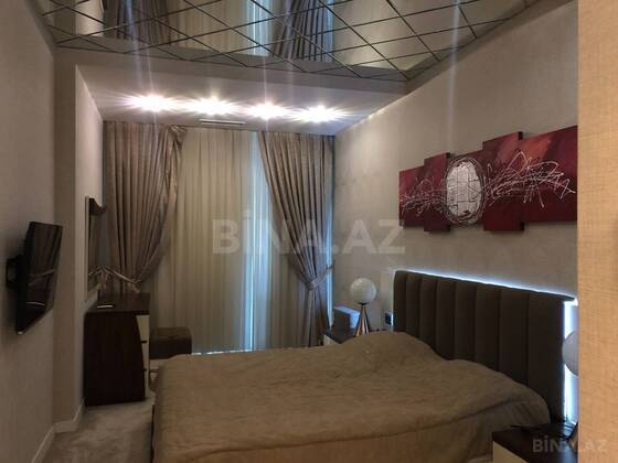 3 otaqlı Yeni tikili, Elmlər Akademiyası m., Bakı