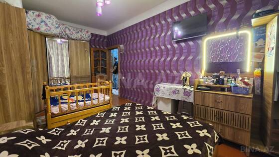3 otaqlı Köhnə tikili, Nizami r., Bakı