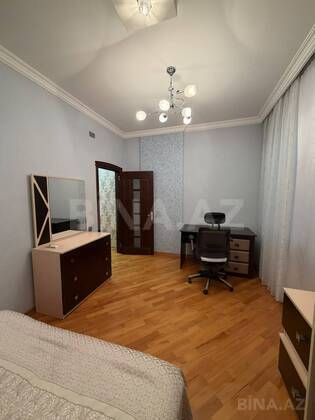 3 otaqlı Yeni tikili, İnşaatçılar m., Bakı