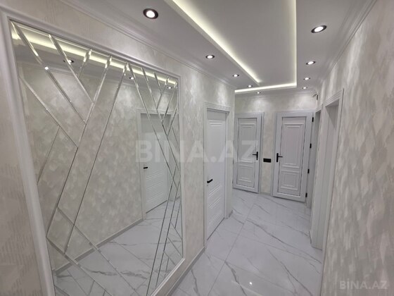 3 otaqlı Köhnə tikili, Yeni Günəşli q., Bakı