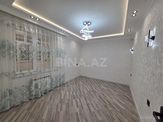 3 otaqlı Köhnə tikili, Yeni Günəşli q., Bakı