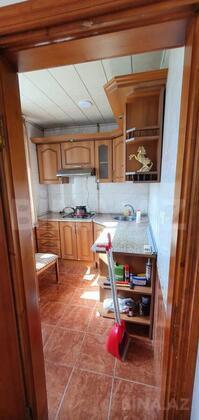 2 otaqlı Köhnə tikili, Memar Əcəmi m., Bakı