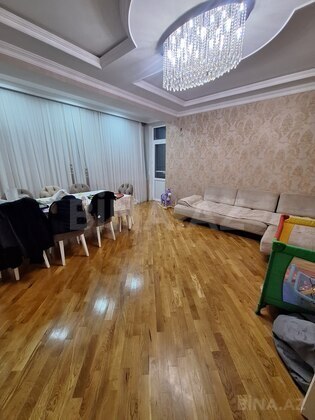 2 otaqlı Yeni tikili, Neftçilər m., Bakı
