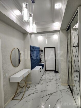 3 otaqlı Yeni tikili, Neftçilər m., Bakı