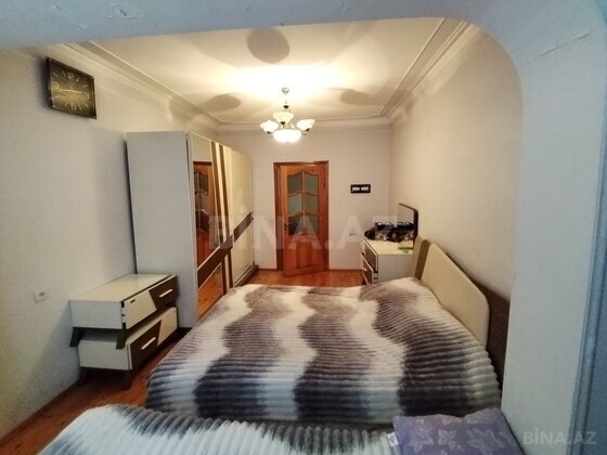 2 otaqlı Köhnə tikili, Xalqlar Dostluğu m., Bakı