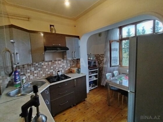 2 otaqlı Köhnə tikili, Xalqlar Dostluğu m., Bakı