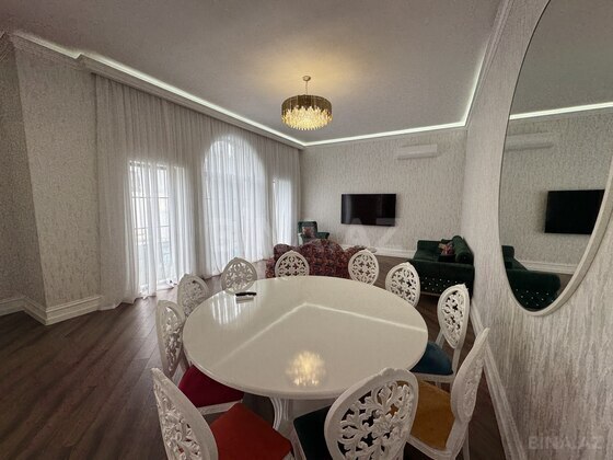4 otaqlı Həyət evi/Bağ evi, Mərdəkan q., Bakı