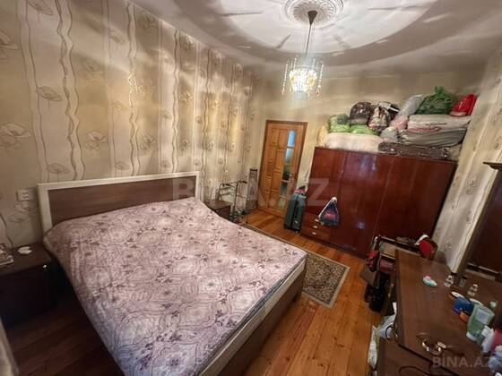 5 otaqlı Köhnə tikili, Bakıxanov q., Bakı