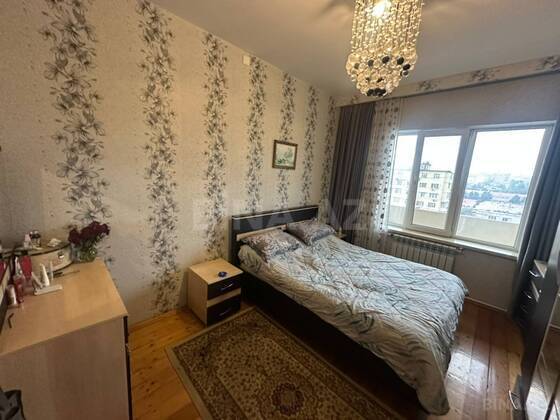 5 otaqlı Köhnə tikili, Bakıxanov q., Bakı
