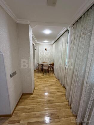 2 otaqlı Köhnə tikili, Elmlər Akademiyası m., Bakı