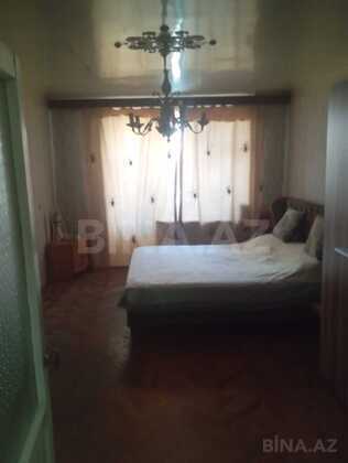 3 otaqlı Köhnə tikili, Nəsimi r., Bakı