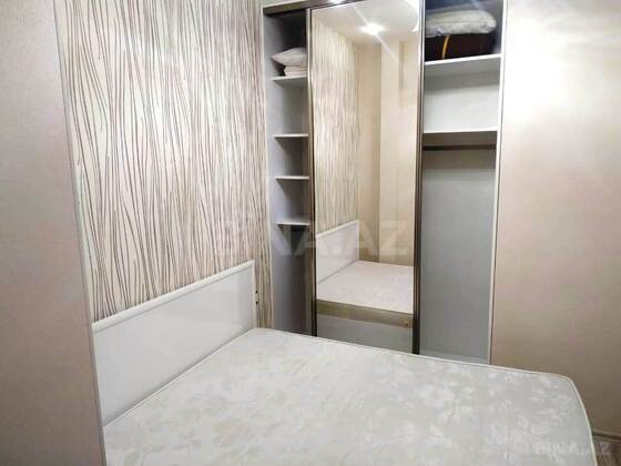 2 otaqlı Köhnə tikili, Elmlər Akademiyası m., Bakı