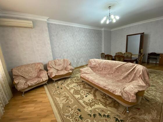 3 otaqlı Yeni tikili, Elmlər Akademiyası m., Bakı