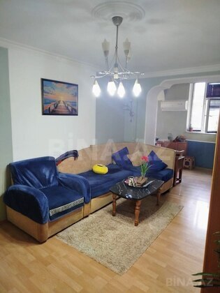 3 otaqlı Köhnə tikili, Gənclik m., Bakı