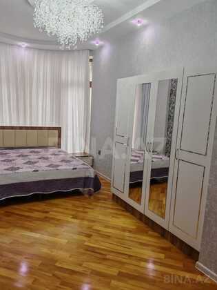 3 otaqlı Yeni tikili, Şah İsmayıl Xətai m., Bakı
