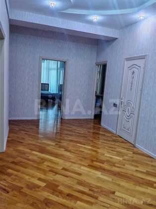 3 otaqlı Yeni tikili, Şah İsmayıl Xətai m., Bakı