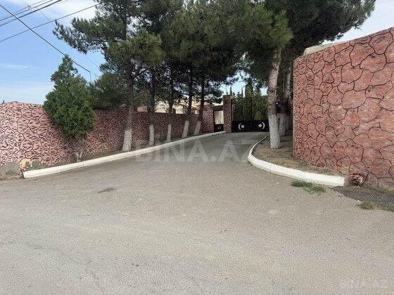 Torpaq Görədil q., Bakı