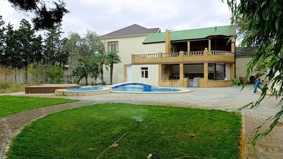 6 otaqlı Həyət evi/Bağ evi, Mərdəkan q., Bakı