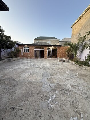 4 otaqlı Həyət evi/Bağ evi, Həzi Aslanov q., Bakı