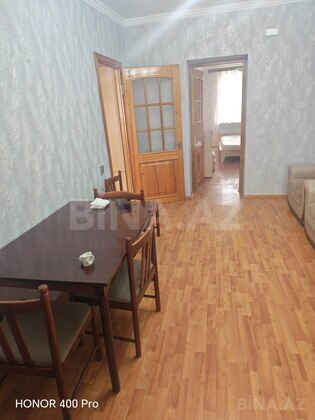2 otaqlı Köhnə tikili, Neftçilər m., Bakı