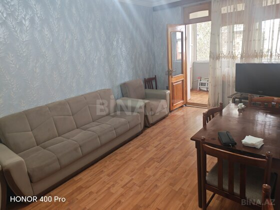 2 otaqlı Köhnə tikili, Neftçilər m., Bakı