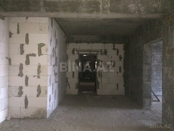 3 otaqlı Yeni tikili, Şah İsmayıl Xətai m., Bakı