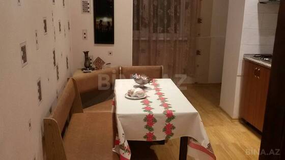 2 otaqlı Köhnə tikili, 28 May m., Bakı