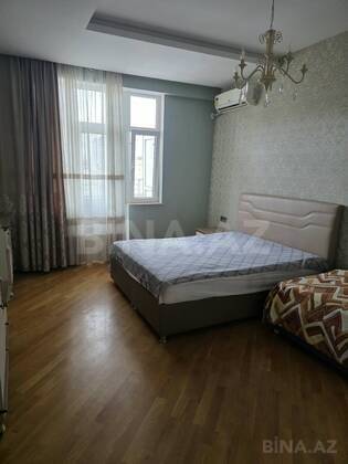 3 otaqlı Yeni tikili, Şah İsmayıl Xətai m., Bakı