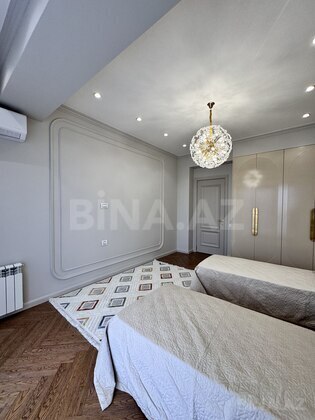 3 otaqlı Yeni tikili, Şah İsmayıl Xətai m., Bakı