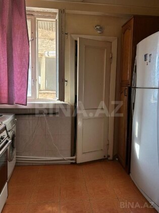 4 otaqlı Köhnə tikili, Nəsimi r., Bakı