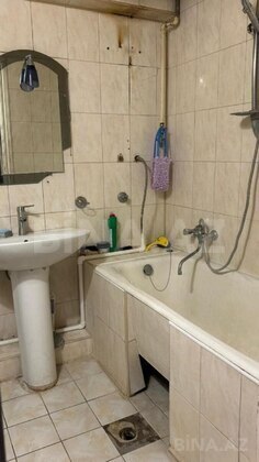 4 otaqlı Köhnə tikili, Nəsimi r., Bakı