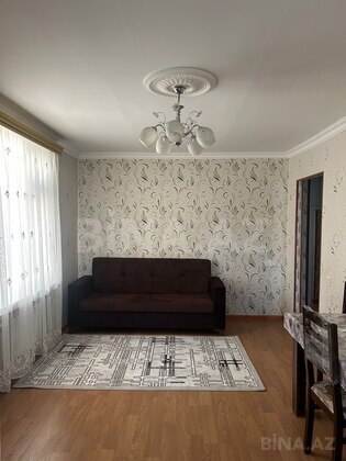 2 otaqlı Köhnə tikili, Neftçilər m., Bakı