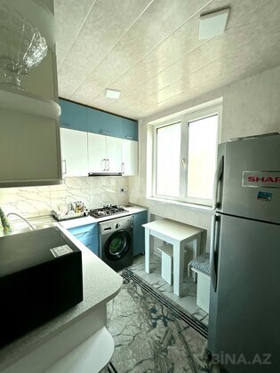 2 otaqlı Köhnə tikili, Bakıxanov q., Bakı