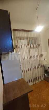 3 otaqlı Köhnə tikili, Neftçilər m., Bakı