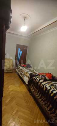 3 otaqlı Köhnə tikili, Neftçilər m., Bakı