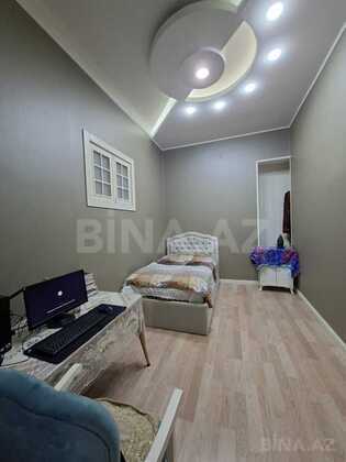 4 otaqlı Köhnə tikili, Nizami m., Bakı