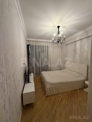 3 otaqlı Yeni tikili, 28 May m., Bakı