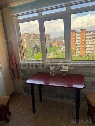 4 otaqlı Köhnə tikili, Köhnə Günəşli q., Bakı