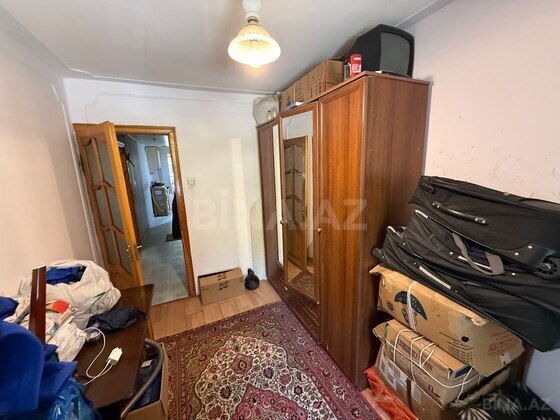 3 otaqlı Köhnə tikili, Neftçilər m., Bakı