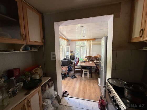 3 otaqlı Köhnə tikili, Neftçilər m., Bakı