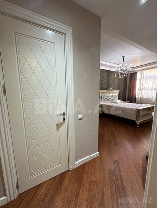 3 otaqlı Yeni tikili, Şah İsmayıl Xətai m., Bakı