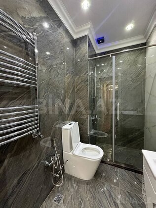 3 otaqlı Yeni tikili, Şah İsmayıl Xətai m., Bakı