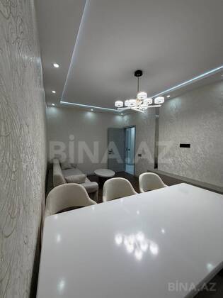 3 otaqlı Köhnə tikili, Əhmədli m., Bakı